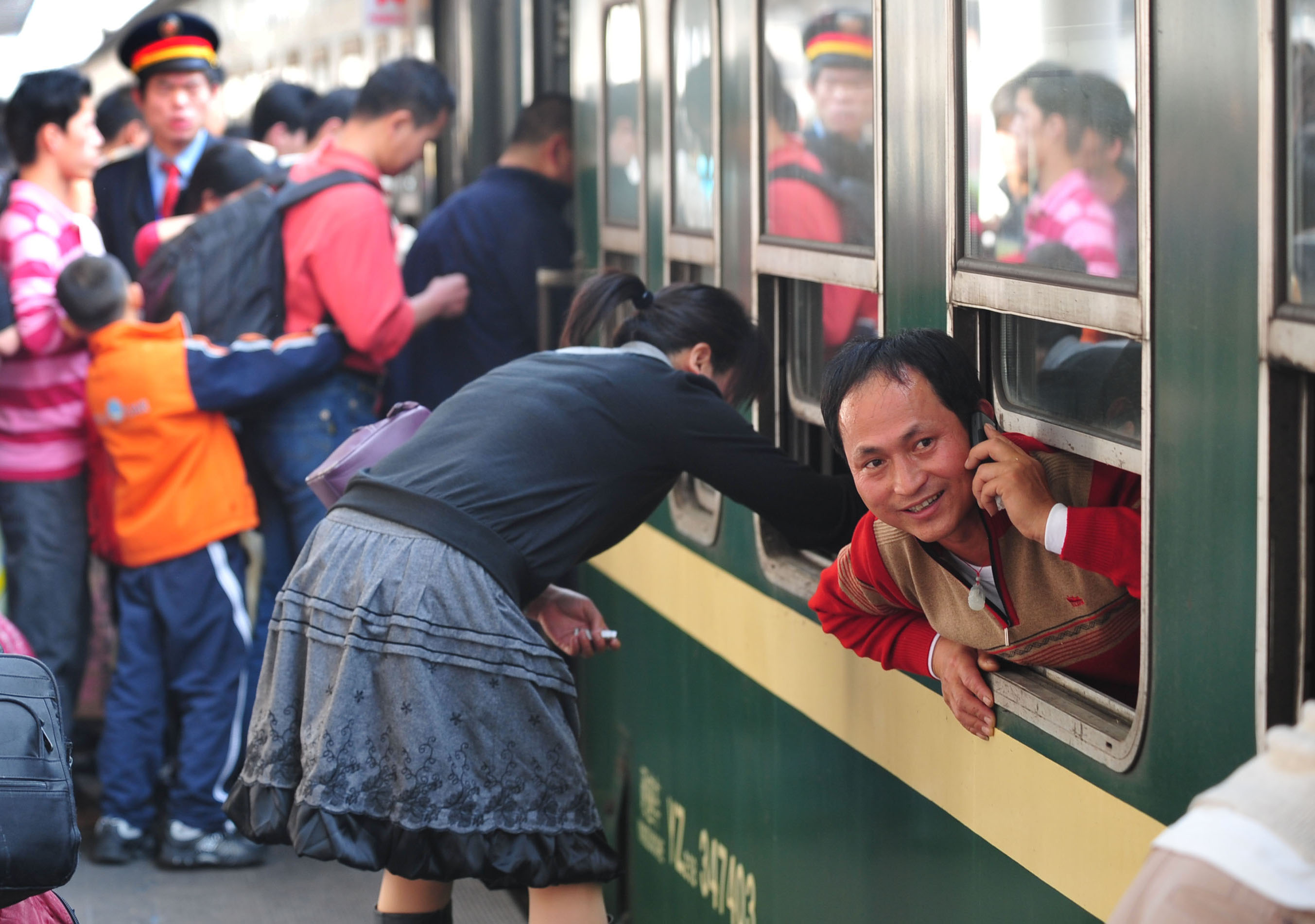 春运微记录，回家的温暖旅程