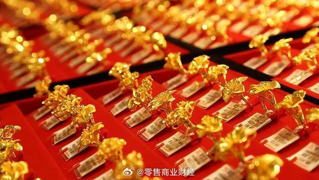 金饰价格飙升，每克突破870元，这是为何？深度解读背后的原因！