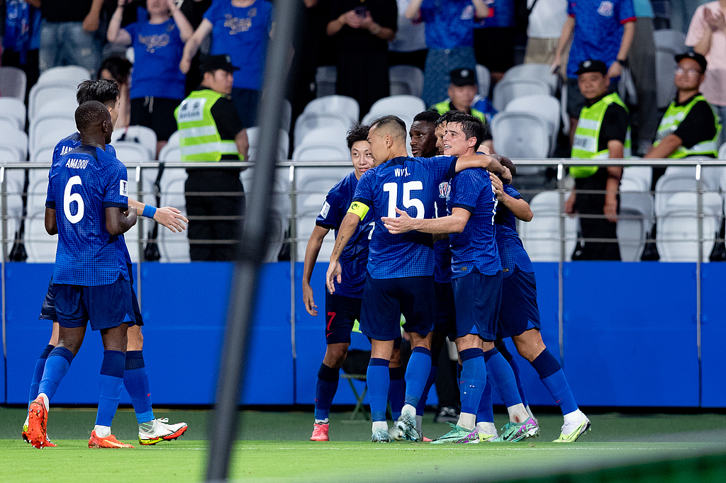 上海申花4-2大胜神户胜利船